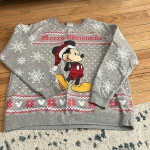 Mickey Christmas sweatshirt